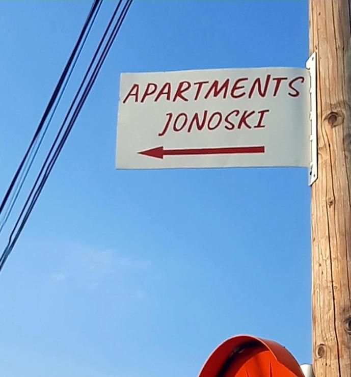 Apartment Jonoski オフリド 部屋 写真